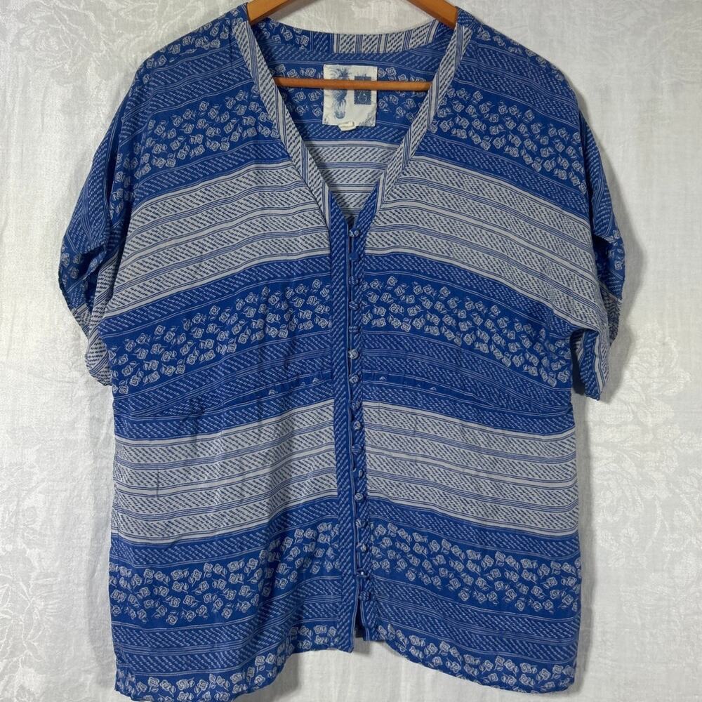 Edme & Esyllte Top 6 Blue White Floral Geometric Button 100% Silk Anthropologie